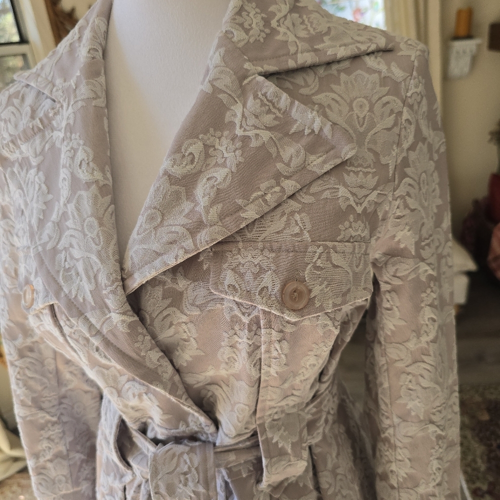 STUNNING Vintage Lace Trench Coat Romantic Goth - Picture 10 of 11